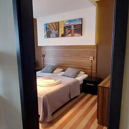 Apartman Diva Rosa - 2 Pokojowy Z Aneksem Kuchennym